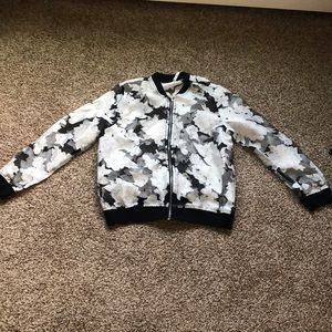 Jacket/overlay